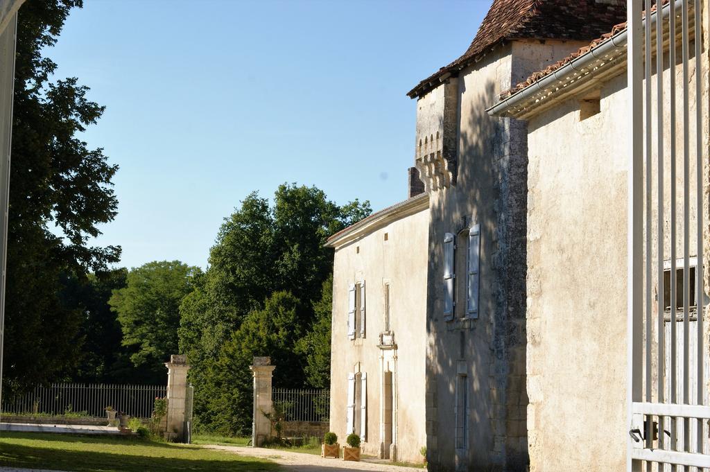 Chateau De La Combe Puyrenier Exterior photo